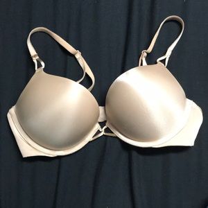 Victoria’s Secret Plunge Bombshell push-up bra 34B